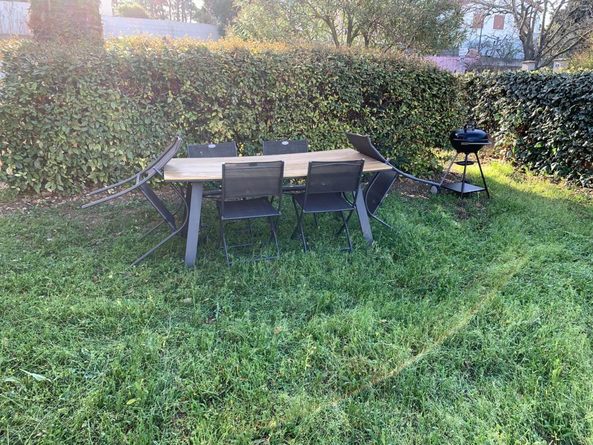 Gignac - Superbe Cocon Independant Avec Balneo Et Jardin Lägenhet Exteriör bild